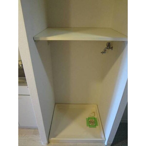 リリーパレスナルシマⅢ0702号室 同建物別部屋の参考画像