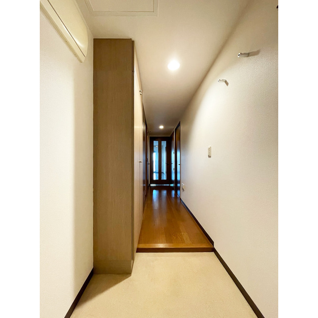 ルクレ川口イースト0702号室 玄関