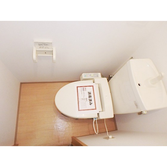 セレ千歳烏山103号室 トイレ