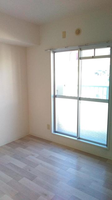 エトワールハイム0202号室 内観