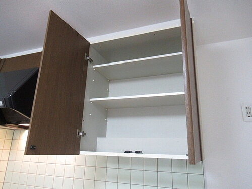 ライオンズマンション藤沢湘南台壱番館 キッチン上部収納