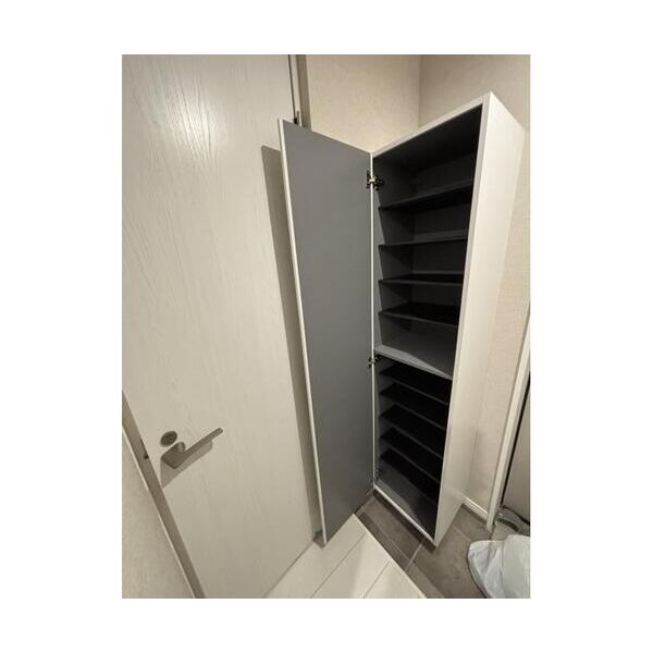 Jブラン関町103号室 玄関