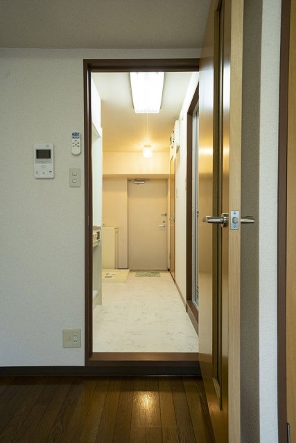 パレ・ドール九段下 玄関