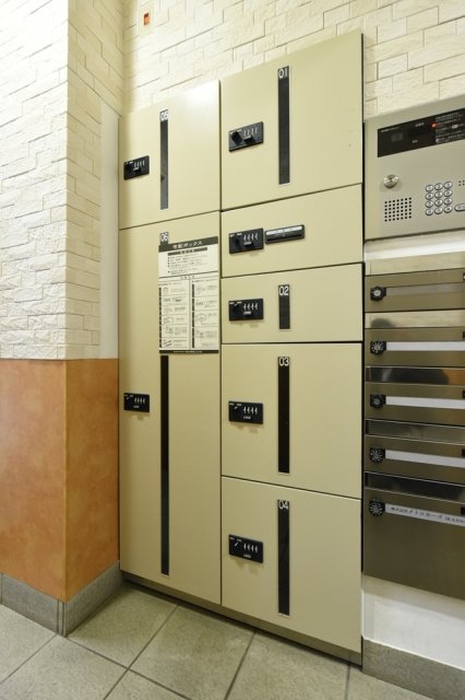 メトロフォート4階 宅配BOX