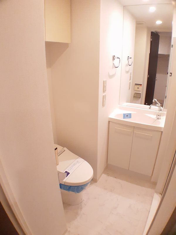 レジディア市谷薬王寺5階 洗面