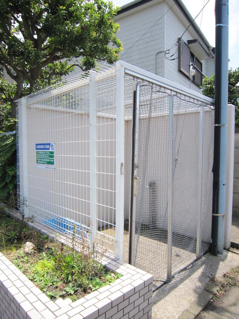 ＳＨ　ＭＡＮＳＩＯＮ本鵠沼0201号室 ゴミ置き場