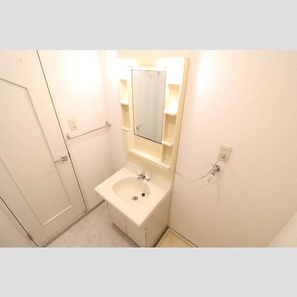 セジュールグランデ　Ⅳ 独立洗面台