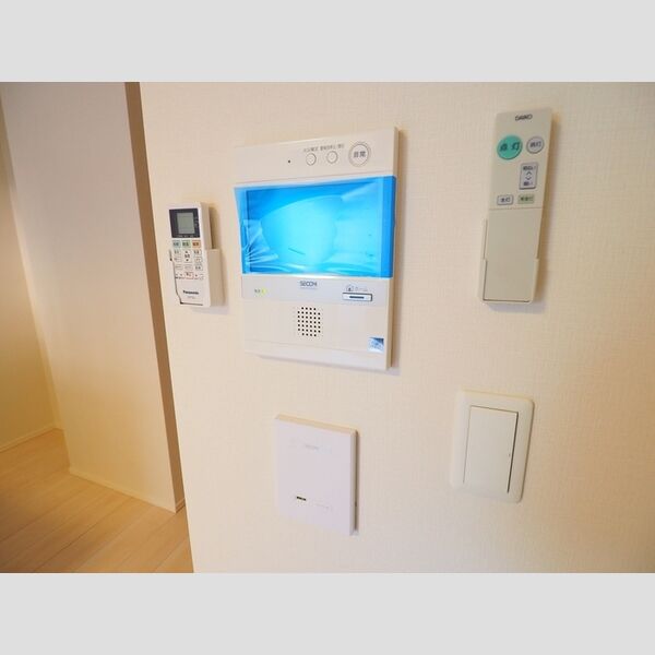 ロイジェントパークス千葉中央0908号室 TVインターホン