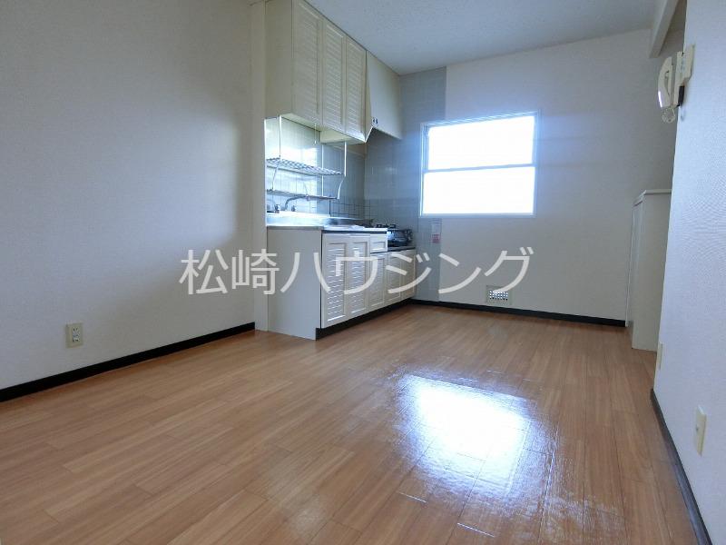 メゾン・ド・ファミール リビング