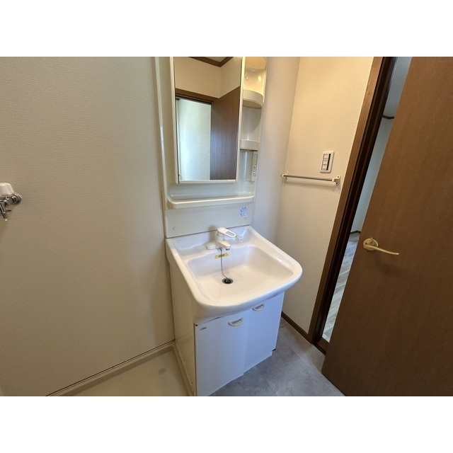 サニービレッジ1番館104号室 内観