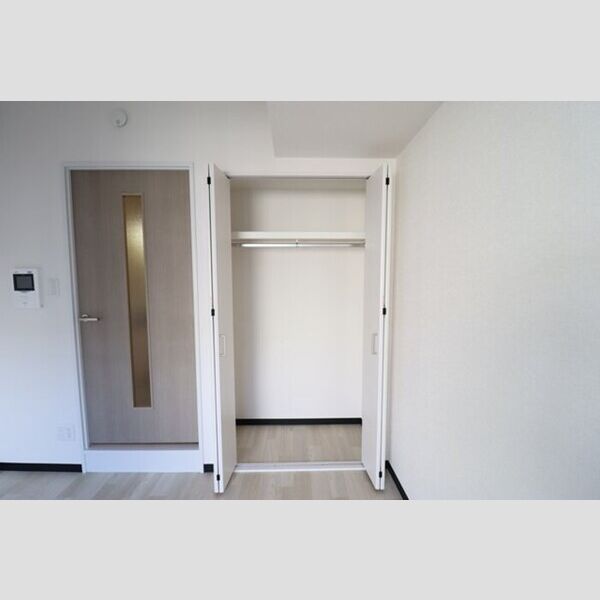 コンフォール小泉211号室 クローゼット