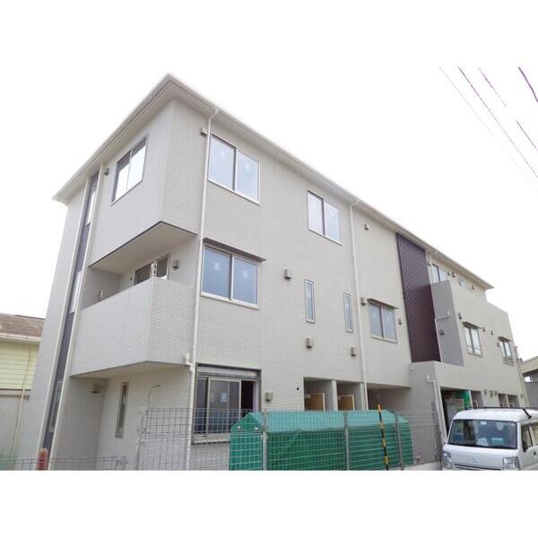 ヴィラ　ルミエール エントランス