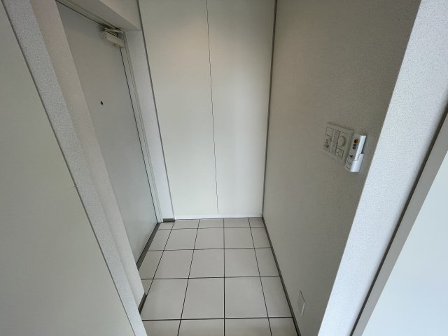 レヴィーガときわ台crob 玄関