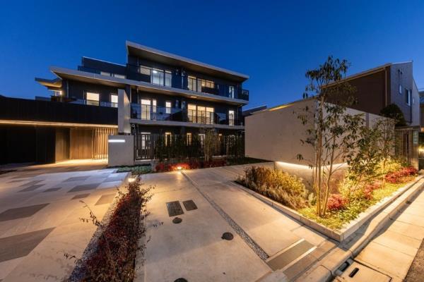 Ｌａ　Ｐｅｒｌａ　ＪｉｙｕｇａｏｋａＩＩ3階 外観