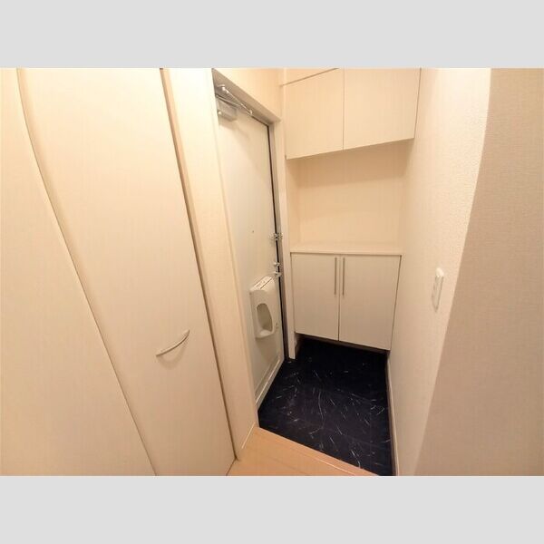 サン ガーデン 玄関