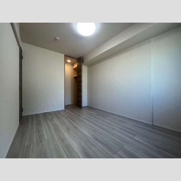 リヴェール港南101号室 洋室