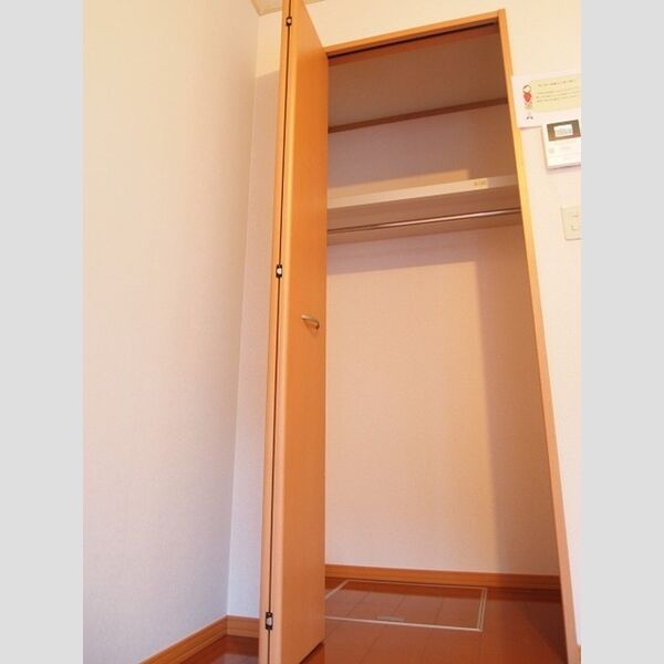 シャルマン103号室 物入