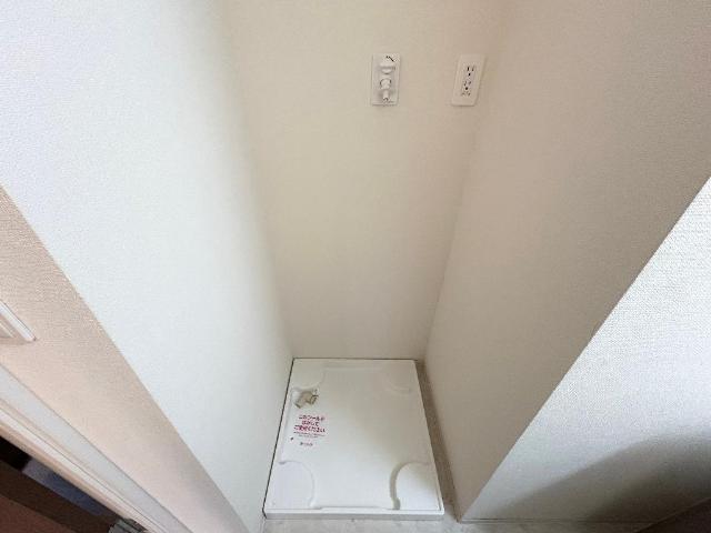 ティアレ305号室 洗濯機置場