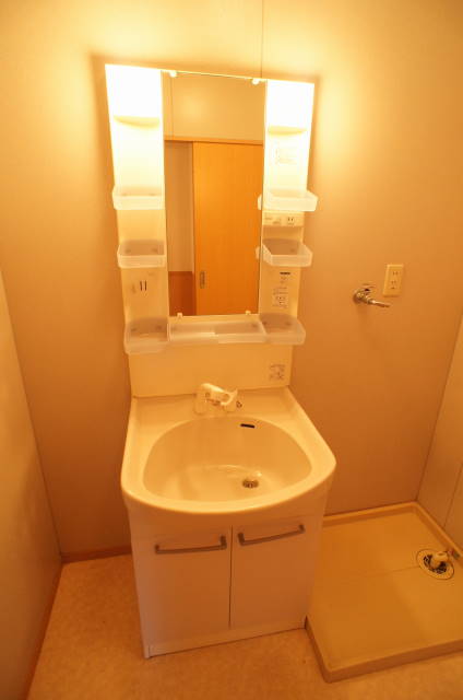 ブライトなかにし壱番館 洗面