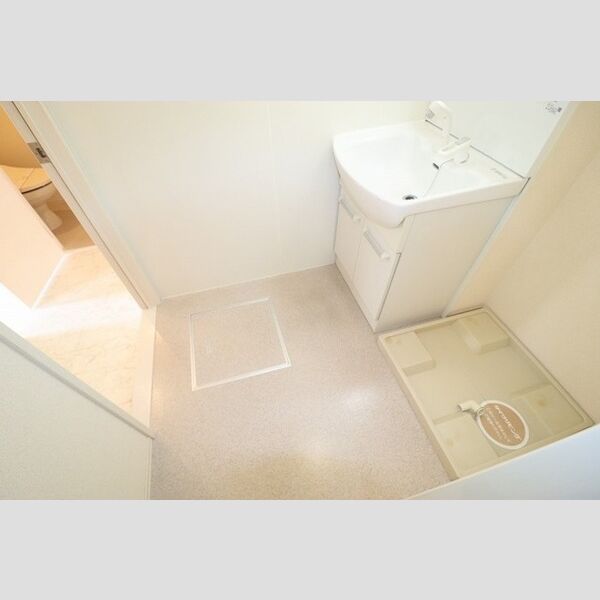 ヴァン・クレール 洗面所　洗髪洗面化粧台あり