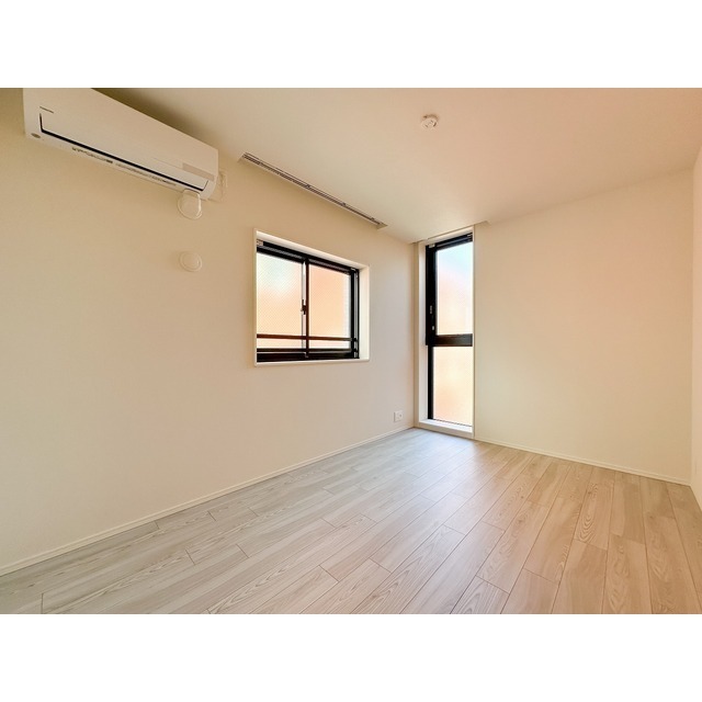 ザ・ケンジントン・レジデンス上池台0301号室 寝室6.5帖