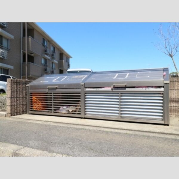 グランドソレイユ　B棟203号室 敷地内ゴミ置場