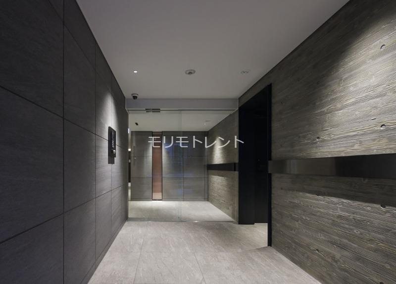 イプセ四谷三丁目3階 エントランス