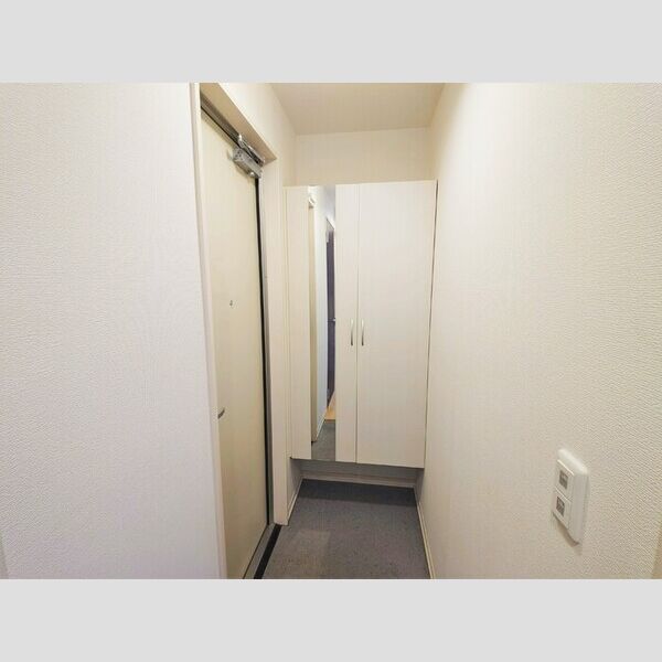 ゼファーコートⅡ301号室 同建物別部屋の参考画像