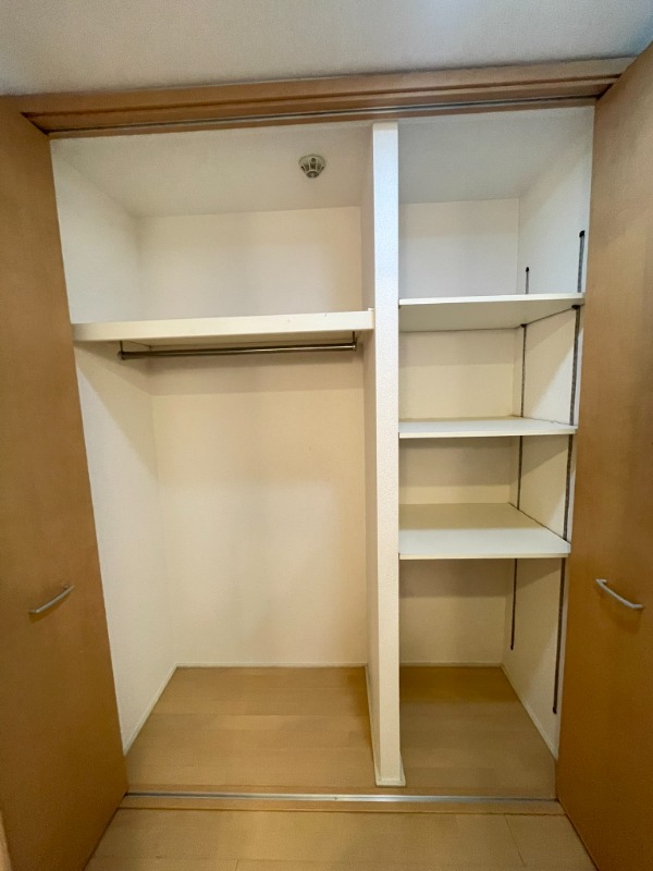 ユーロステージ2階 収納