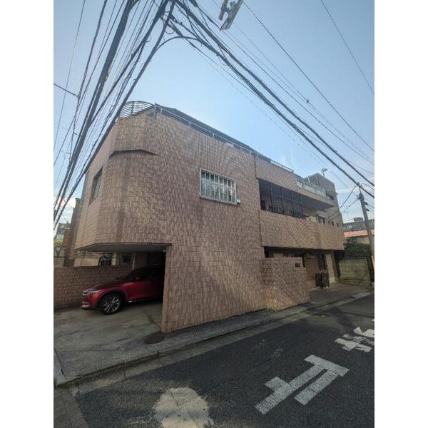 East Hillsの外観画像