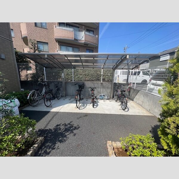 ボナールメゾン101号室 駐輪場