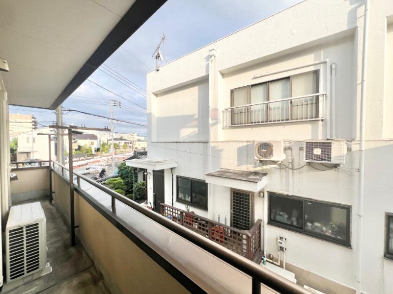 メゾン・ドTAKASAGO2階 バルコニー