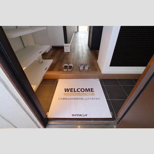 ハートリーフレジデンス201号室 玄関