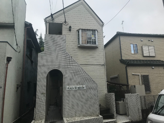プラザドゥミハルB棟1階 外観