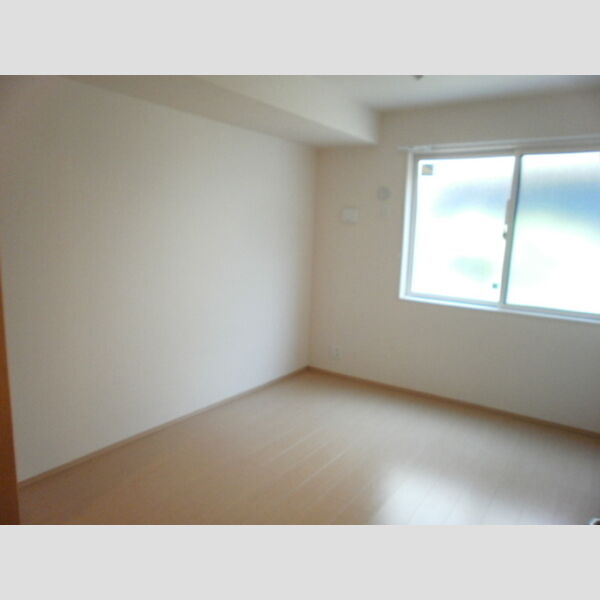 カーサ フィオーレ102号室 洋室♪