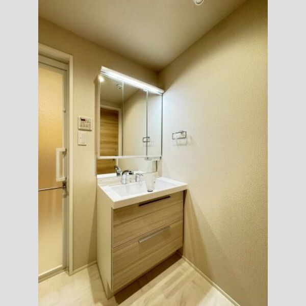  ルミエール　ドゥ―ス101号室 女子力向上にはシャンプードレッサーはマストアイテム♪