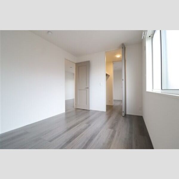 メゾン・ド・シルヴァ302号室 洋室6帖