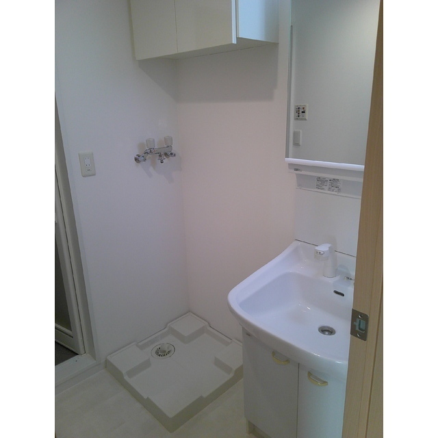 ベェルヴェル稲城0410号室 内観