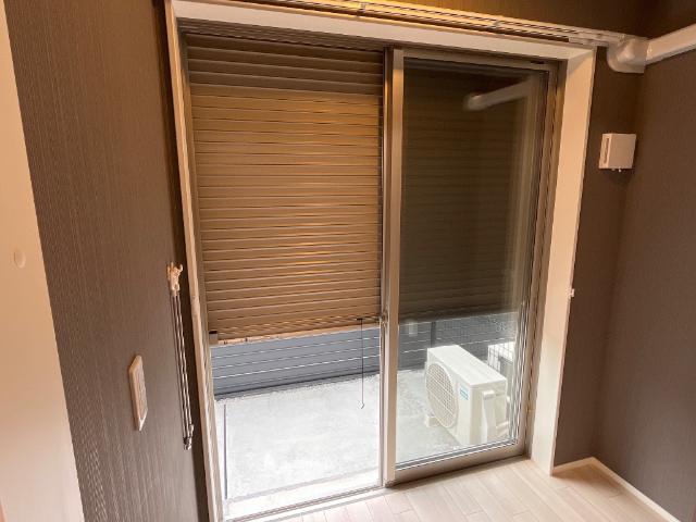 シャルマン　ヒルズ105号室 シャッター