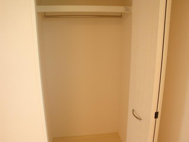 レーベン・ハイム美園５ クローゼット