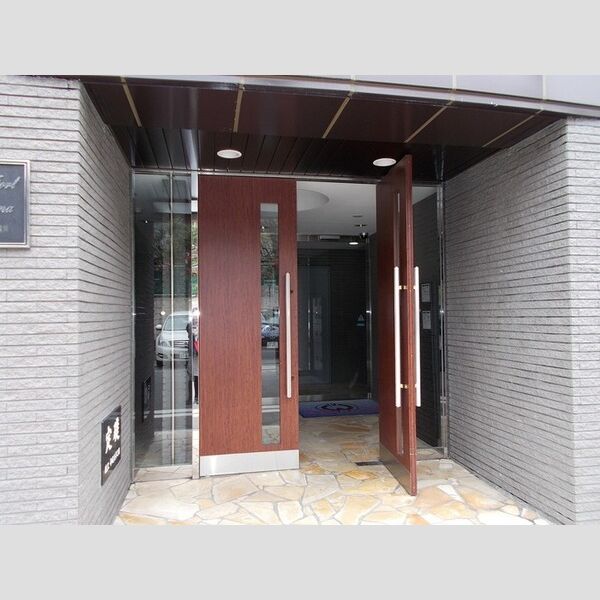 アーバンフォート横浜405号室 エントランス