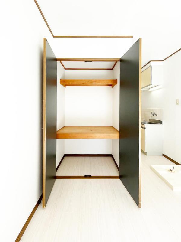 メゾンさくら 収納