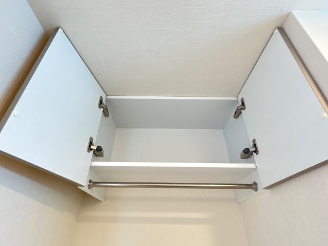 ハイムマルセン日野 洗濯機置き場上収納