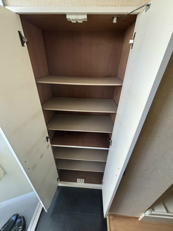 レオパレスSHISUI A棟3階 収納