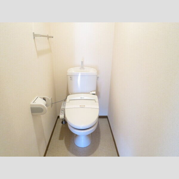 ブールジオン　B トイレ　温水洗浄便座