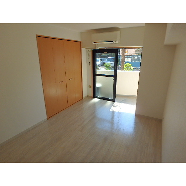 ルナスクエア 内観