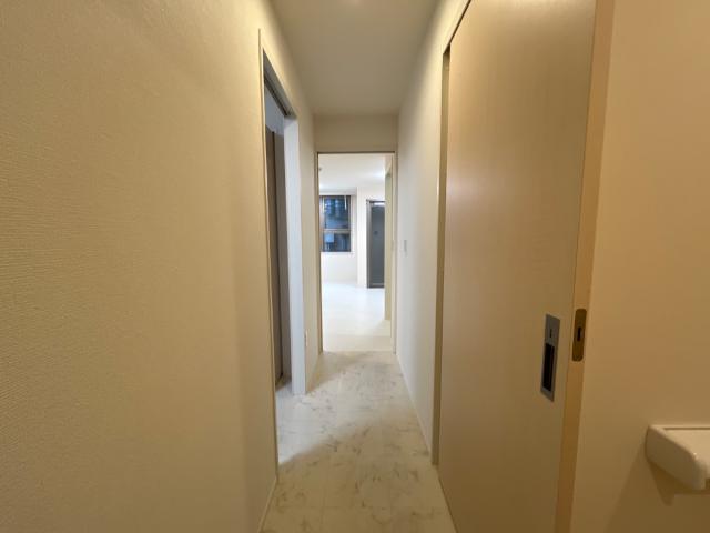 エミネンスおおたかの森101号室 廊下