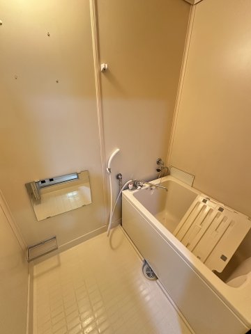 フラット井土ヶ谷1階 お風呂