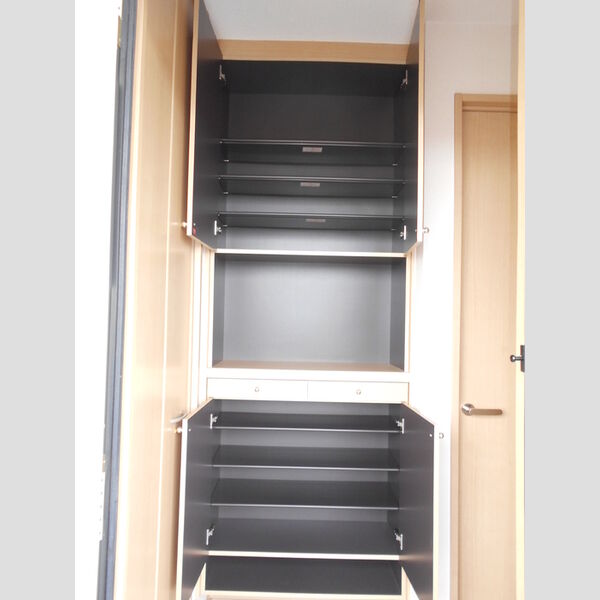 フォルトゥーナ 玄関