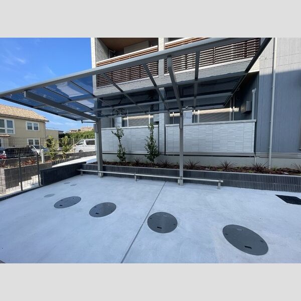 メゾン　シャルム302号室 駐輪場